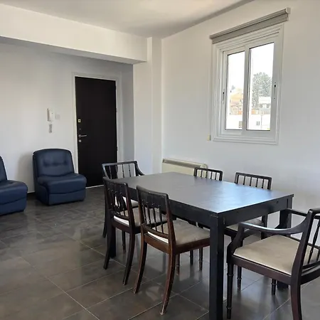 Daire Michaela's Place Aglantzia