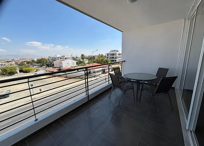 Апартаменты Michaela's Place *